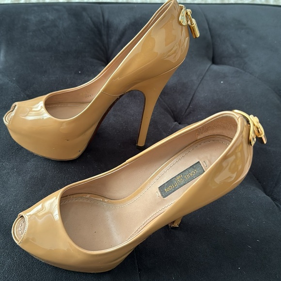 Louis Vuitton platform shoes - Picture 5 of 8